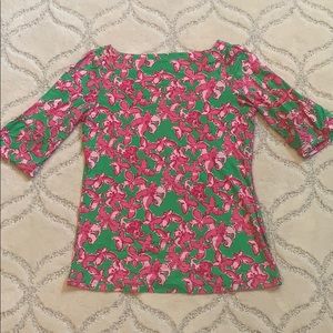 Lilly Pulitzer top. Great condition and colors!